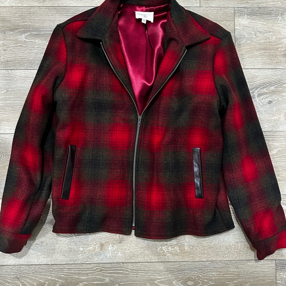 VKTR BLK Plaid Jacket